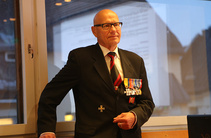 puheenjohtaja Harri Kainulainen.