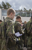 Sotilasvirsikirjat esiin